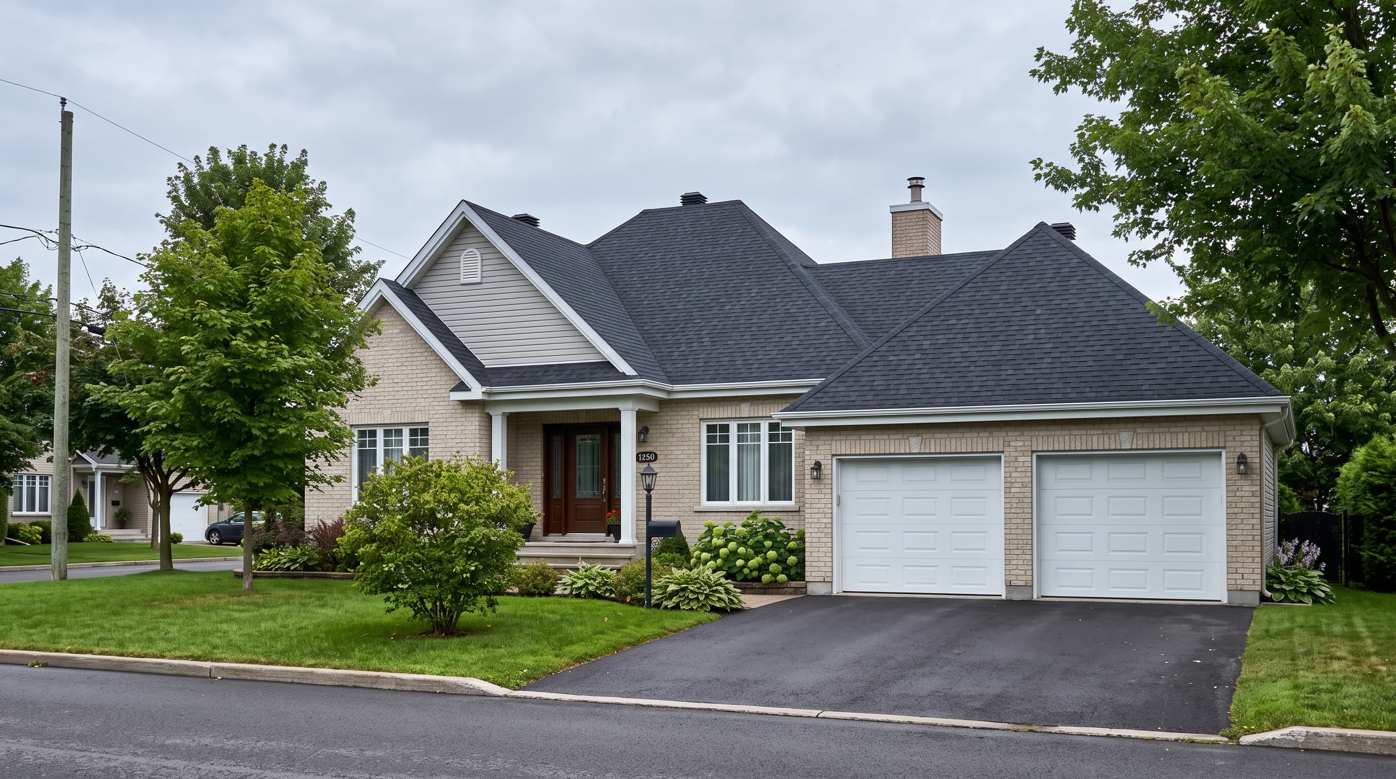 Traitement de toiture à Laval